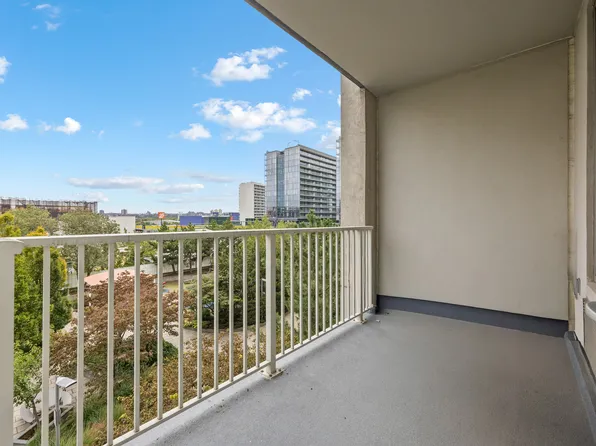 40-28 College Point Boulevard image 6 of 25