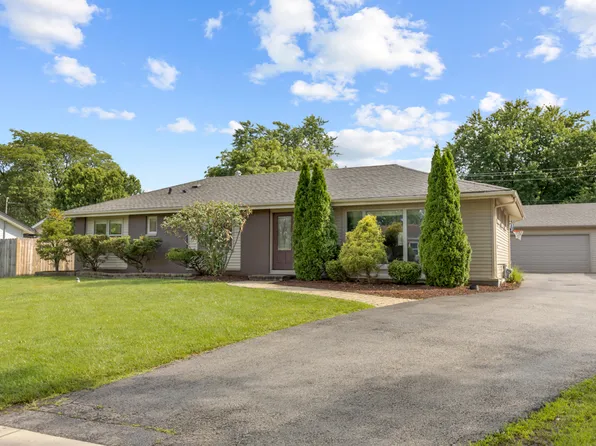 315 Kingman Ln, Hoffman Estates, IL 60169