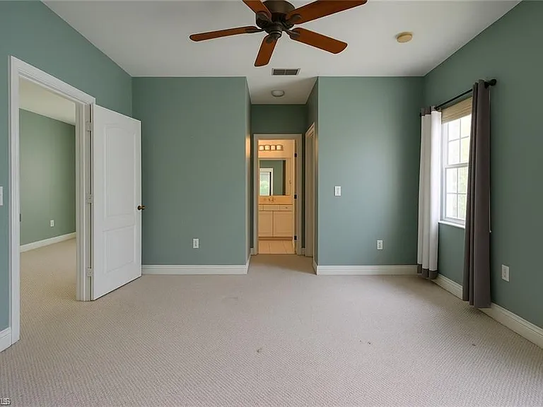 700 Luisa Ln #2 — Photo 16