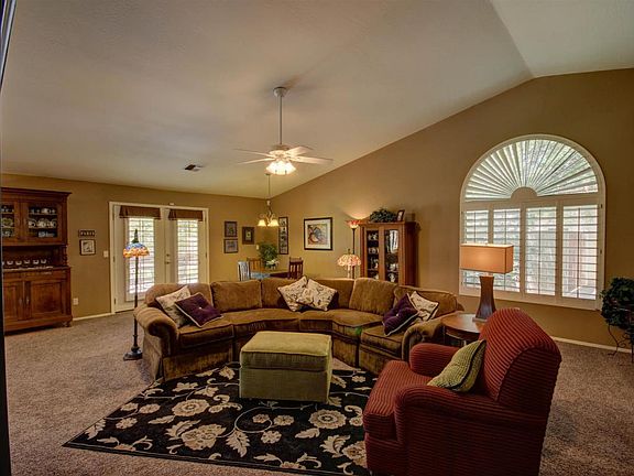 3rd image of 1225 E Greenway Cir
