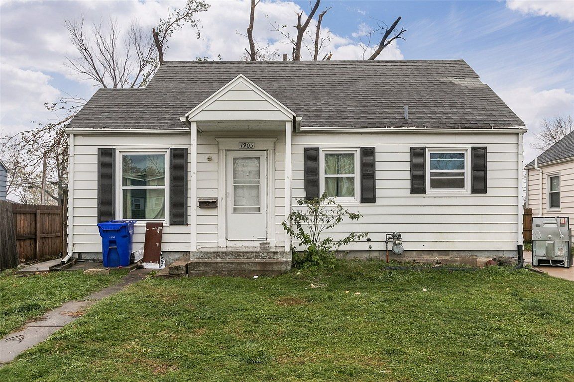 1905 Williams Blvd SW, Cedar Rapids, IA 52404 Zillow
