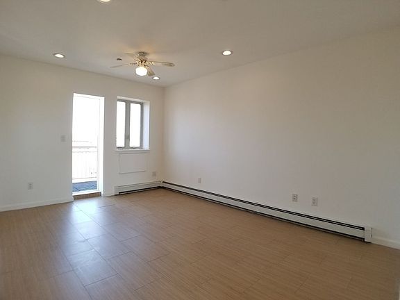 4th image of 379 Lefferts Ave #8R