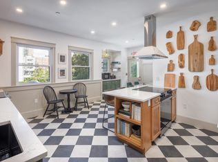 44 Winslow Rd #10, Brookline, MA 02446