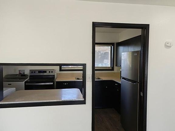 3rd image of 207 March St