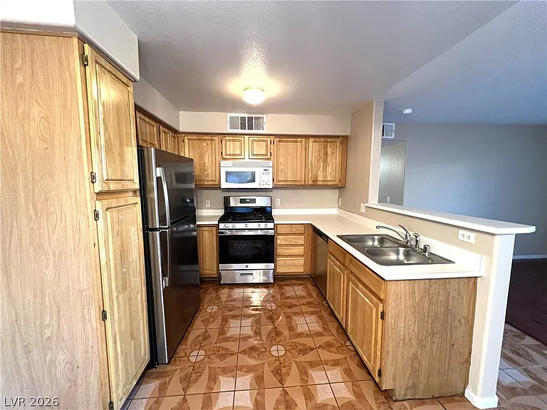 5710 E Tropicana Ave #1136 — Photo 7