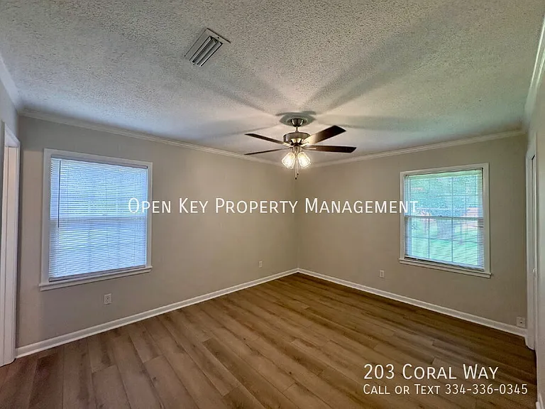 203 Coral Way — Photo 16