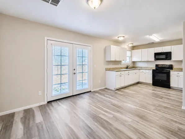 (undisclosed Address), Phoenix, AZ 85007