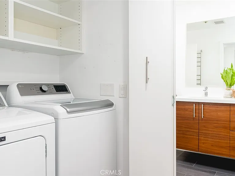 280 Cagney Ln #301 — Photo 47