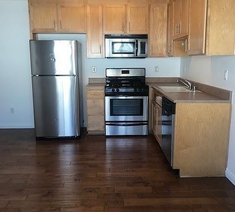 3rd image of 3610 Motor Ave APT 9