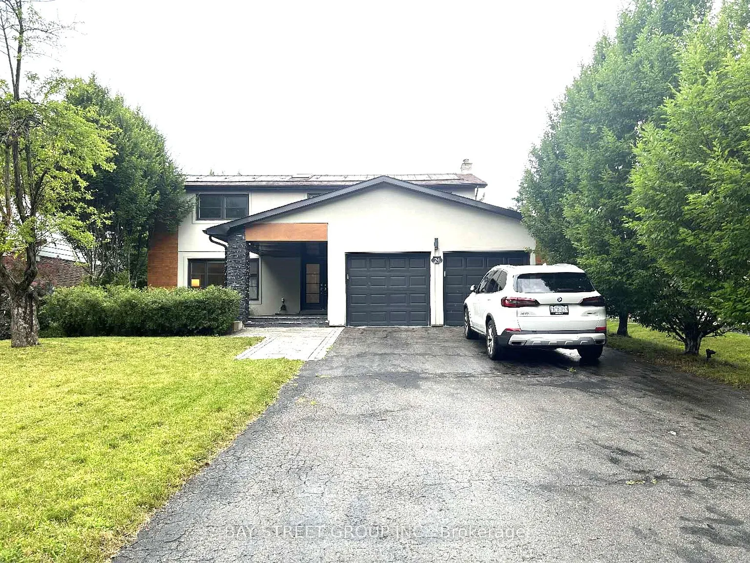 5 bed, $5,000 — Photo 2