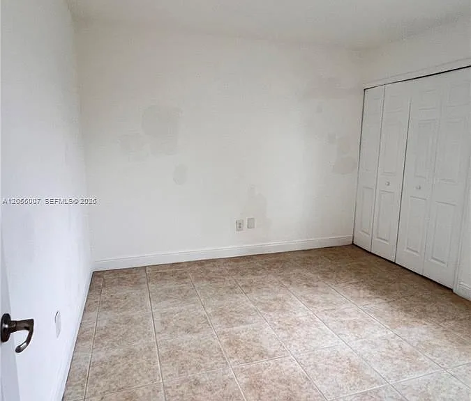 984 W 40th St #2 — Photo 38