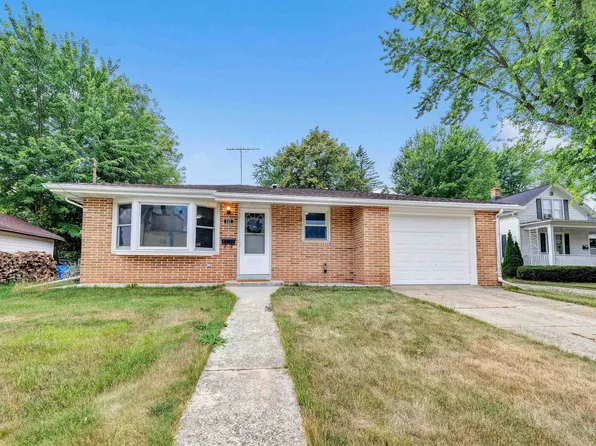 111 Reed St, Chilton, WI 53014