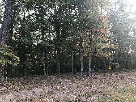 2nd image of 18325 Deer Meadow Dr