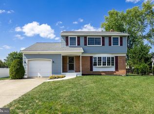 271 Bellows Ln, Marlton, NJ 08053