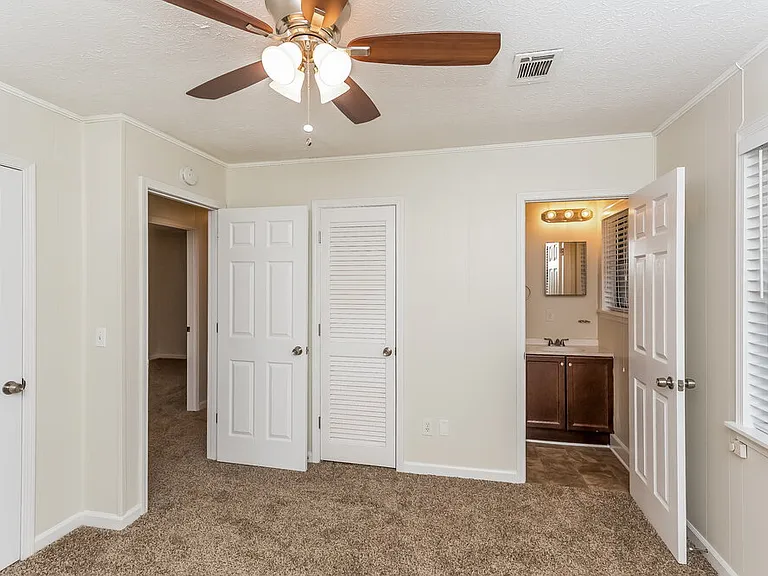 5 Silverwood Dr — Photo 10