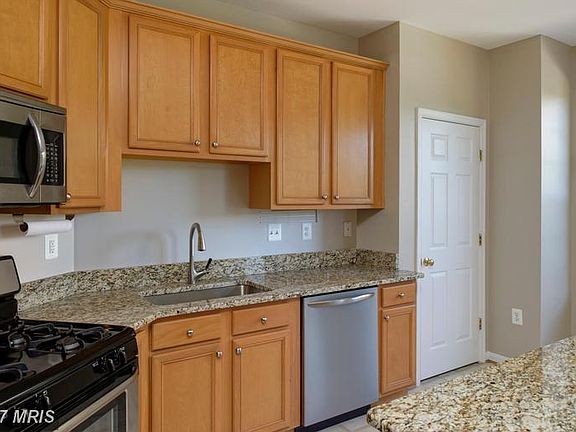 3rd image of 2323 Huntington Station Ct