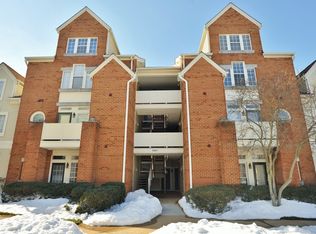 6864 Brindle Heath Way UNIT B, Alexandria, VA 22315