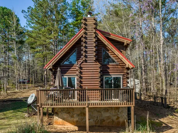 497 Sandy Run Dr, Sparta, GA 31087