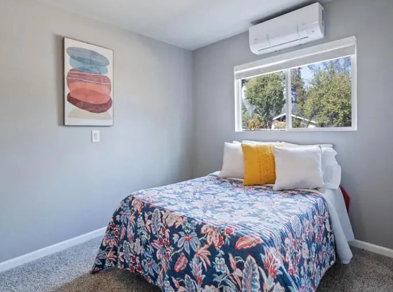 1548 Yale Ct — Photo 7