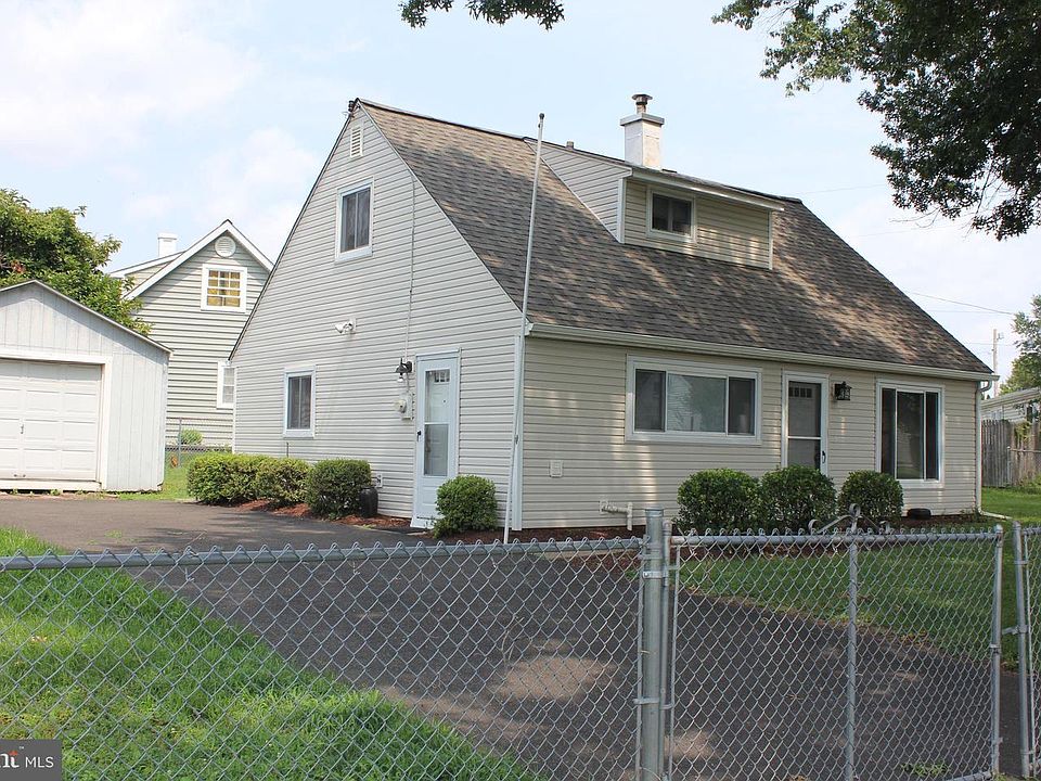 1st image of 553 Doloro Dr