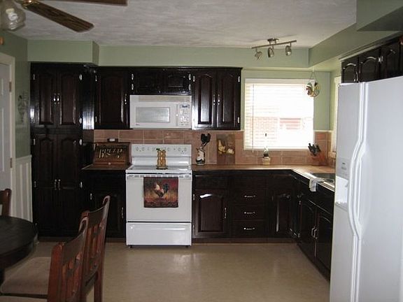 2nd image of 5732 Hawthorne Ln