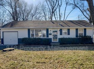 9001 E 74th St, Raytown, MO 64133
