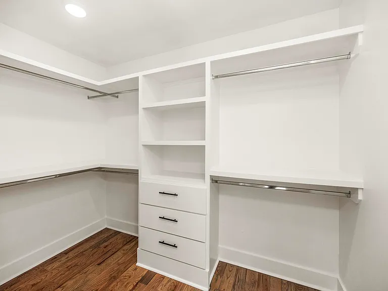 451 Sandhill Rd — Photo 17