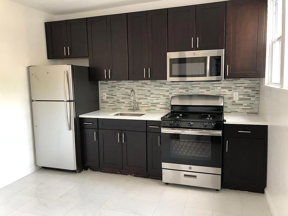 1st image of 265 N 5th St #1