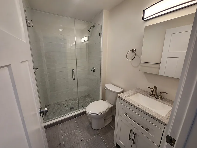 29 Queensberry Street — Photo 18