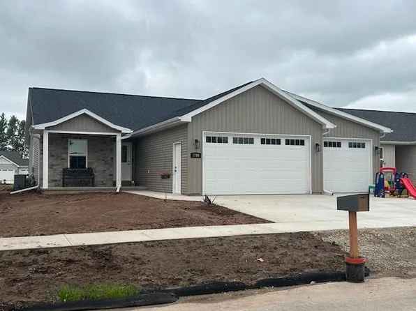 3700 E Gladiolus Pl, Appleton, WI 54913