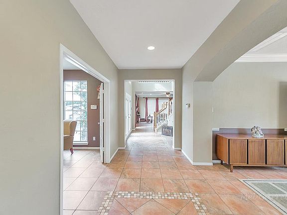 4th image of 12910 Birch Glen Dr