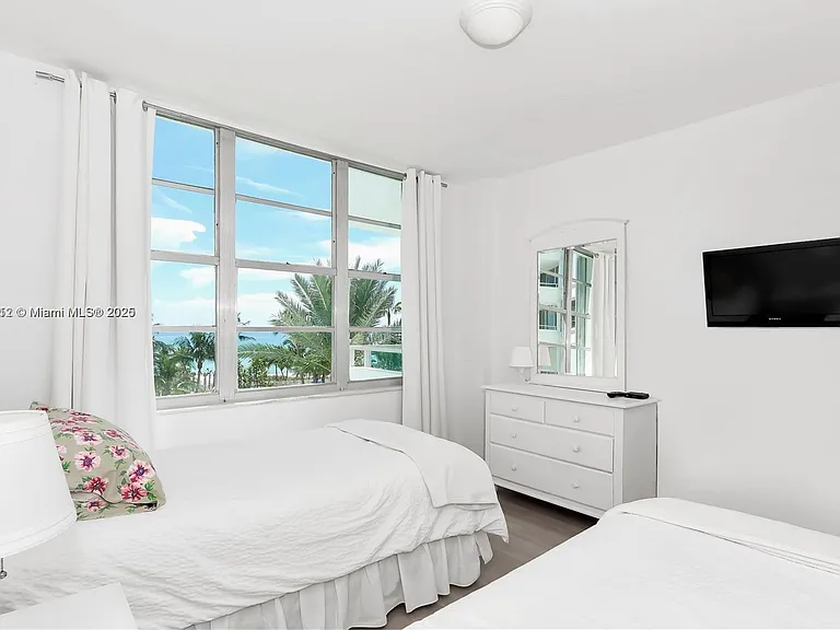 5151 Collins Ave #619 — Photo 11