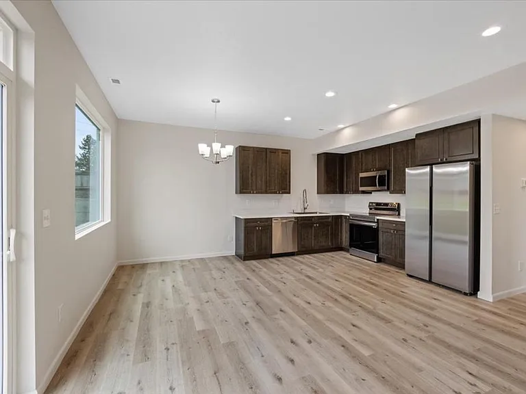 4237 E Pratt Ave — Photo 5