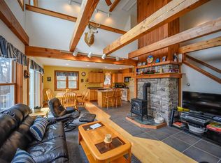 16 Joans Rdg, West Dover, VT 05356