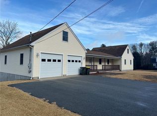 95 Maple Dr, Burrillville, RI 02830