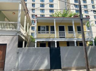 12 West St, Charleston, SC 29401