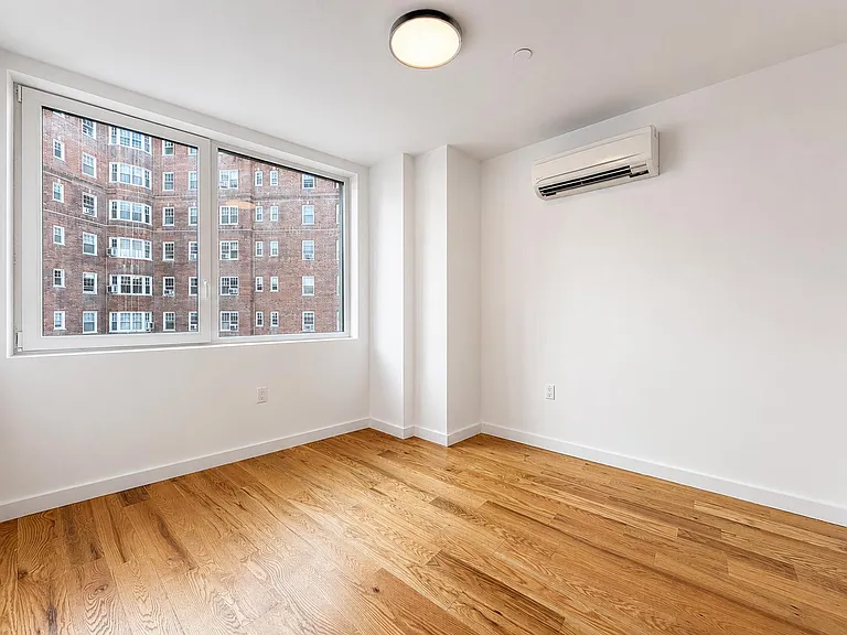 205 Cabrini Blvd #65 — Photo 7