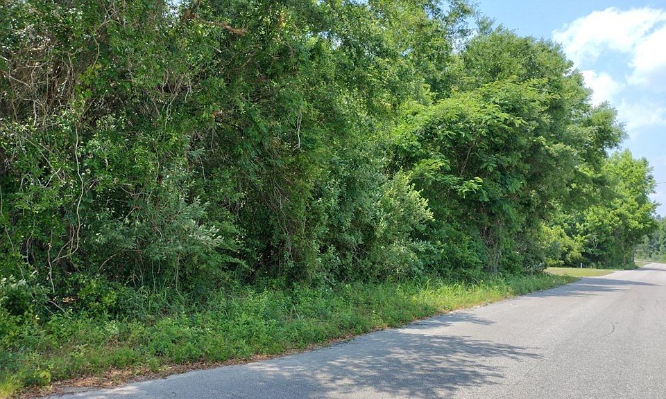 2nd image of 1393 Meagen Ln
