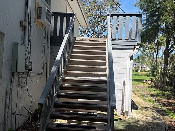 3rd image of 7478 Lake Marsha Dr