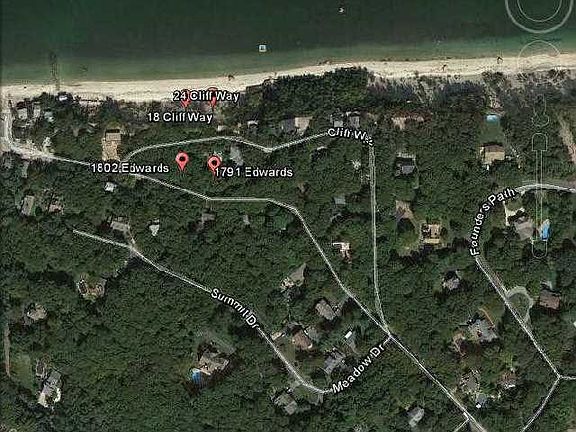 4th image of 1802 Edwards Ave