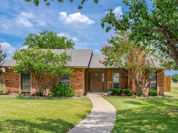 5264 Pruitt Dr, The Colony, TX 75056