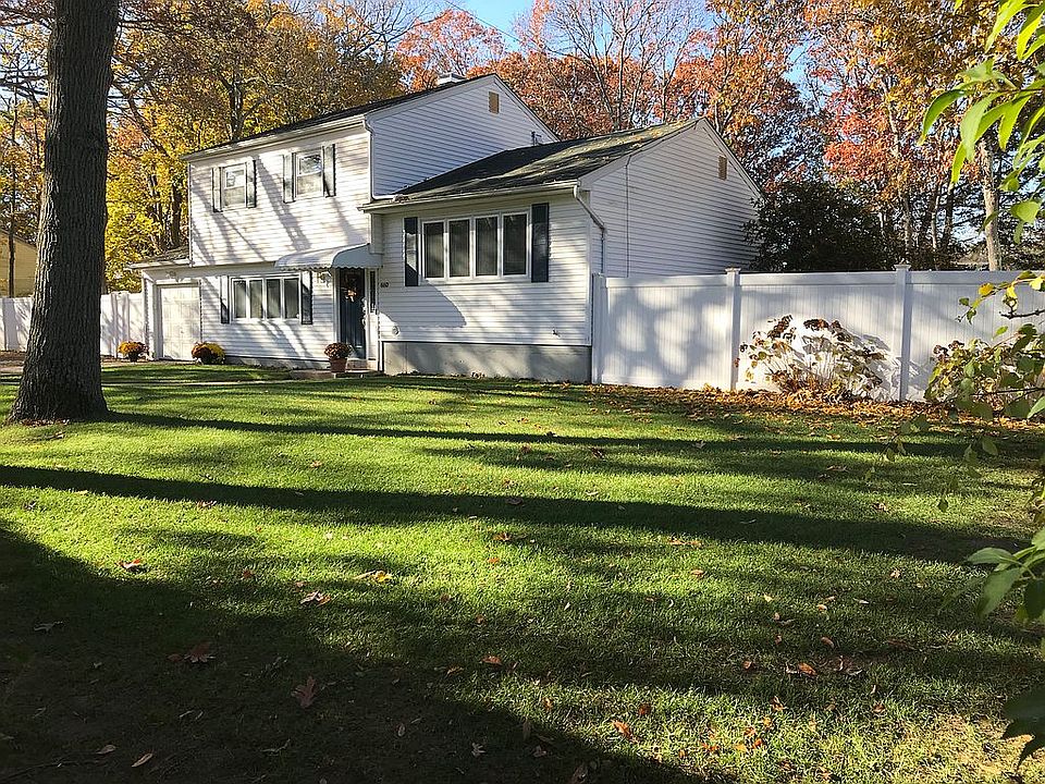 2nd image of 660 Locust Ave