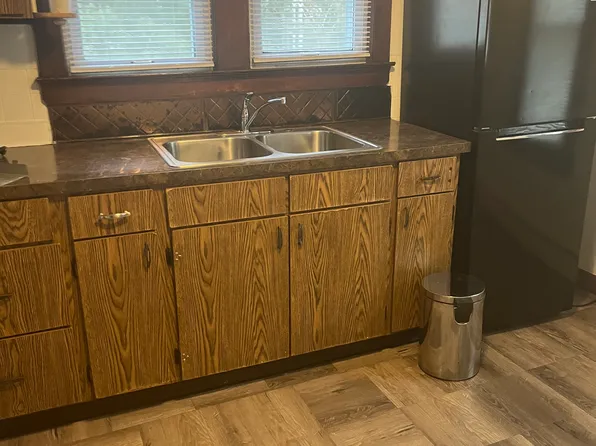 (undisclosed Address), Shelton, CT 06484