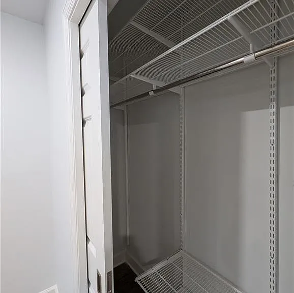 2079 Northside Dr NW — Photo 4
