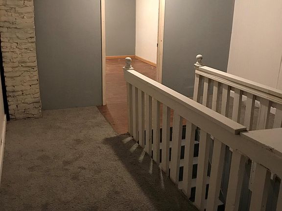 4th image of 818 Broad St APT B