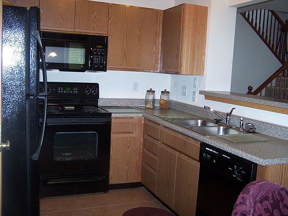 2nd image of 4971 Hurstborough Ct