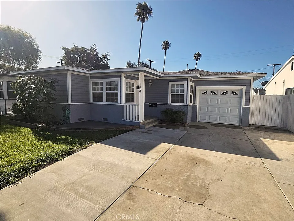 154 Adams Ave