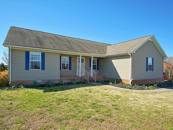 2nd image of 825 Eagle Landing Dr