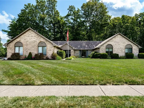 8737 Nicole Ln, Springboro, OH 45066