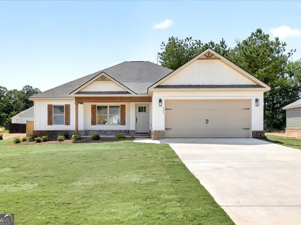 523 New Hope Dr, Perry, GA 31069